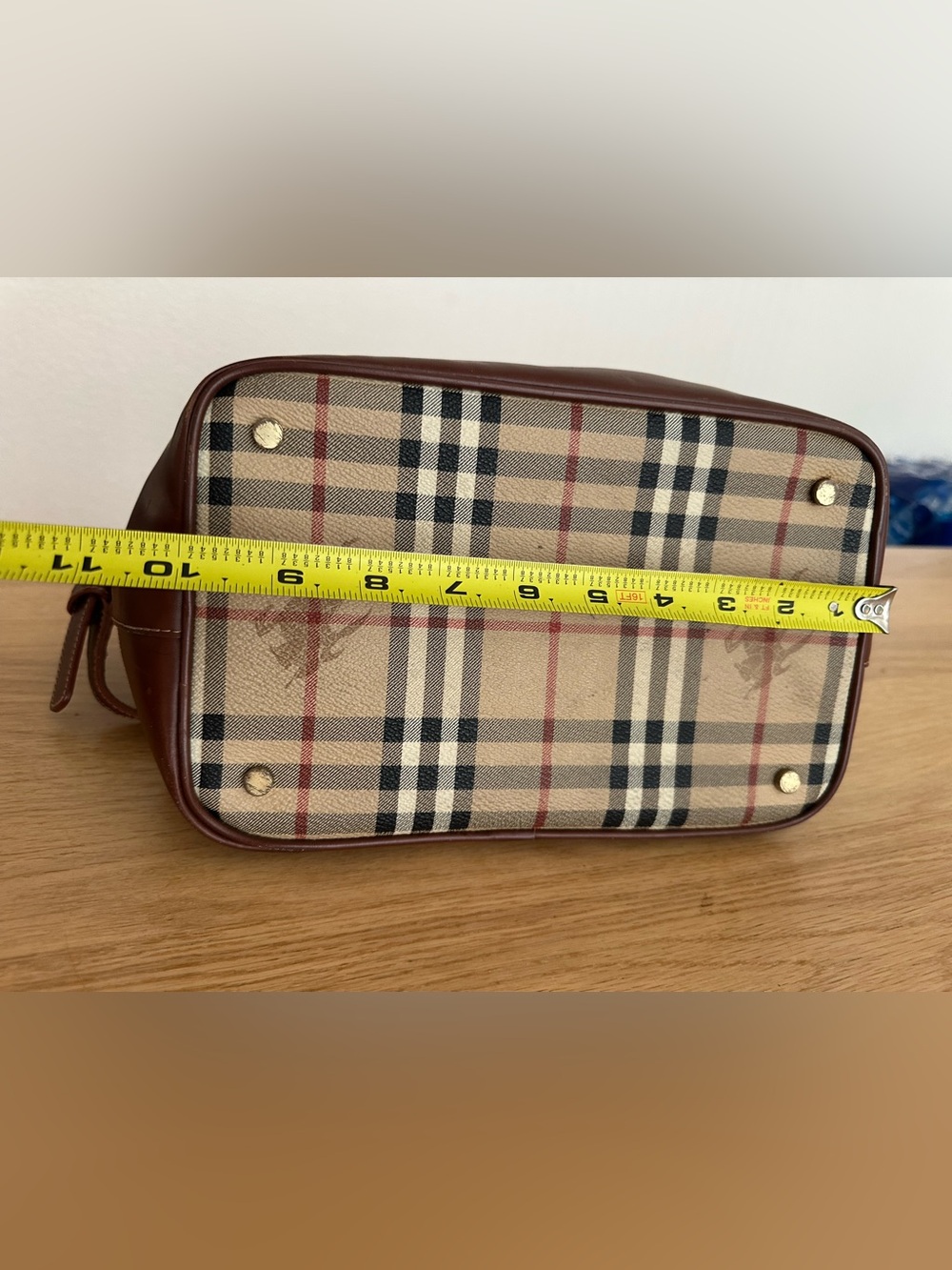 Burberry Nova Check Bucket Bag - Picture 10 of 14